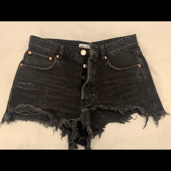 Zara jean shorts - Picture 1 of 4